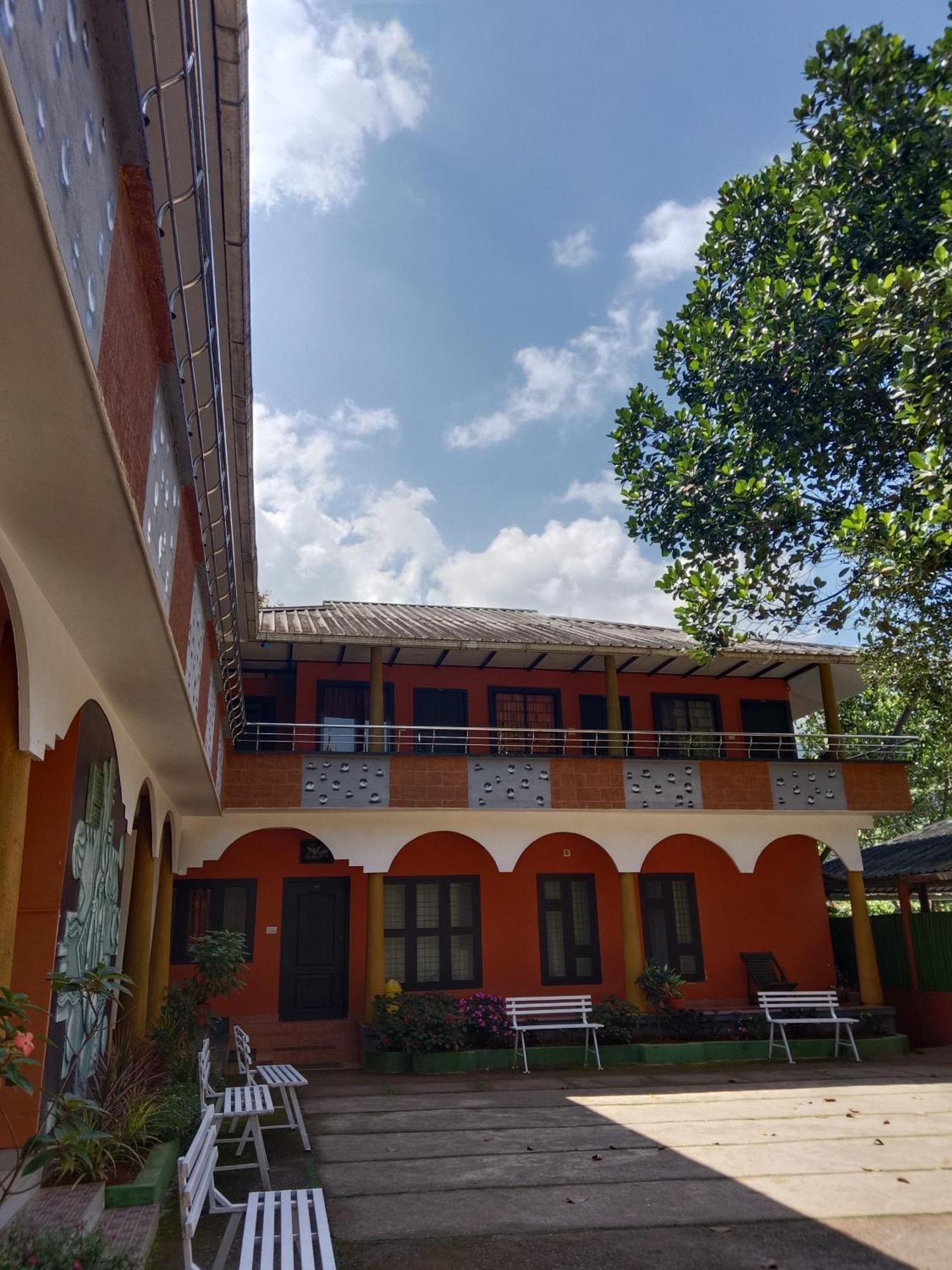 Jungle Valley Ayurvedic Spa Resort Meppādi Eksteriør billede